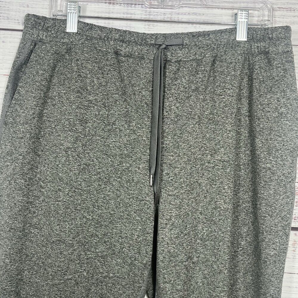 Quince Flowknit Performance Joggers Men’s Medium Gray Soft Lounge Athleisure